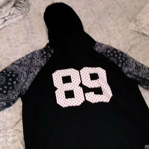Black bandana print 89 hoodie